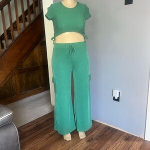 Urban Rose Green Ribbed Two-Piece Set S top L pant